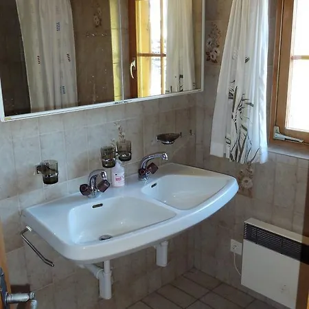 Stutz Links בית נופש *